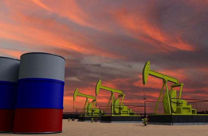 Η ΕΕ υπεραμύνεται της απόφασης για το πλαφόν στο ρωσικό πετρέλαιο