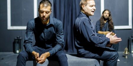 Εις το όνομα του Πατρός