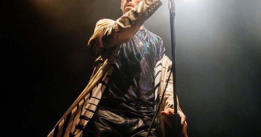 Scrooge & Ghosts & Rock’n’ Roll