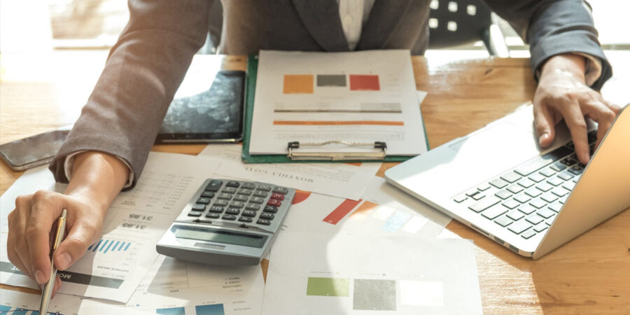 ΑΑΔΕ: Δέσμευση λογαριασμών, θυρίδων και ακινήτων έως 18 μήνες