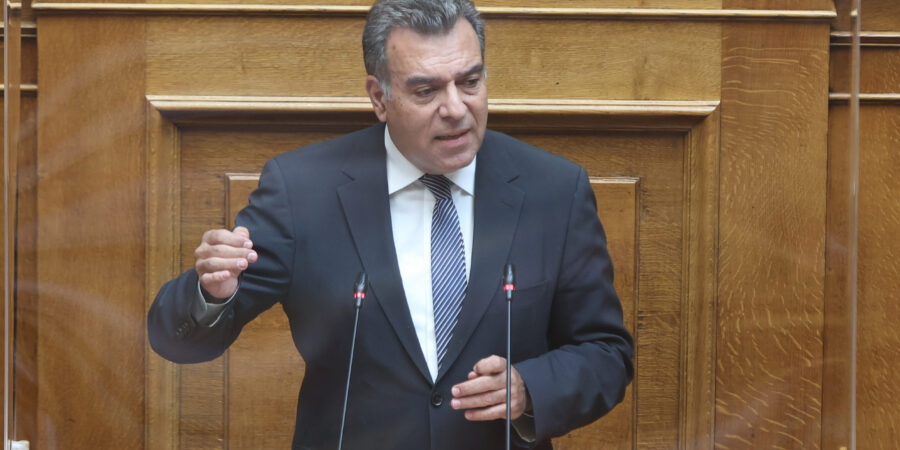 Την αύξηση του προνοιακού και διατροφικού επιδόματος για νεφροπαθείς, μεταμοσχευμένους ασθενείς και ΑμεΑ , ζητά ο Μ. Κόνσολας