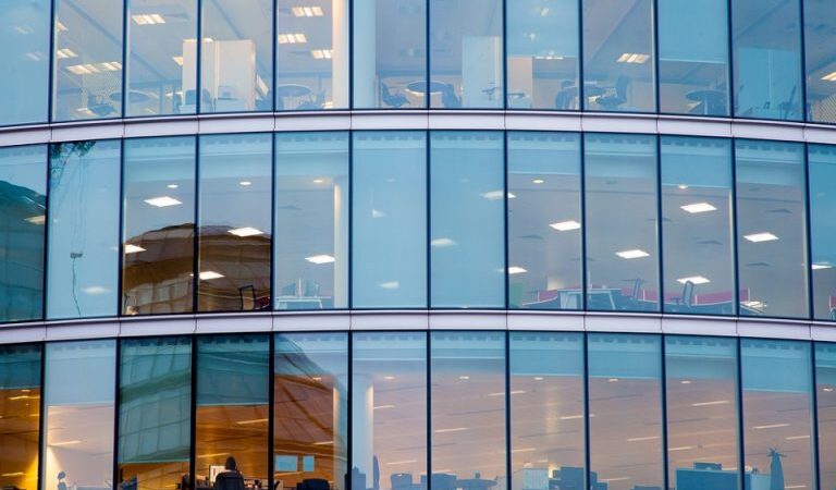 Οδηγία για τις εικονικές εταιρικές οντότητες: Οι θέσεις του Κοινοβουλίου