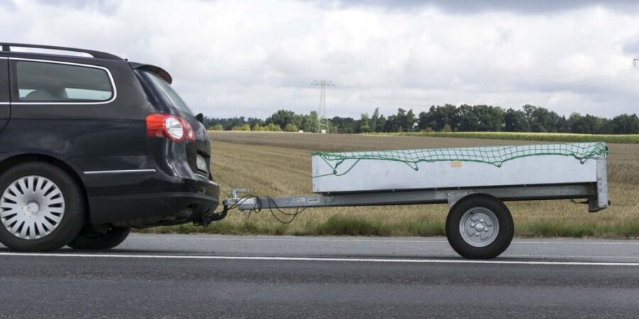 Νέα προθεσμία για τη χορήγηση αδειών κυκλοφορίας και πινακίδων σε μεταχειρισμένα ρυμουλκούμενα οχήματα, κατηγορίας Ο1