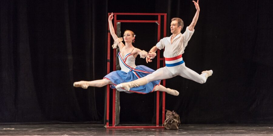 RUDOLF: ΑΛΜΑ ΠΡΟΣ ΤΗΝ ΕΛΕΥΘΕΡΙΑ!