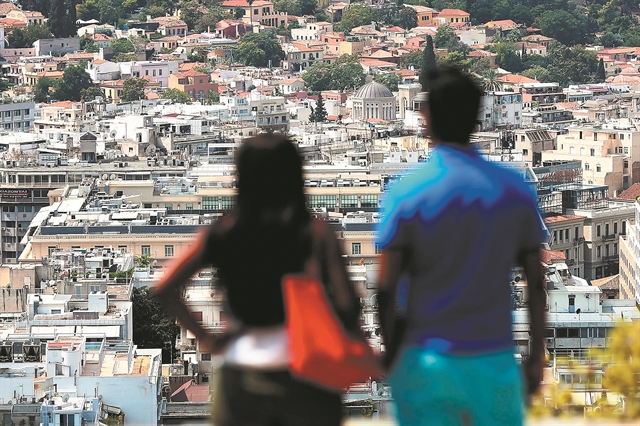 Πώς θα χορηγηθούν τα 10.000 χαμηλότοκα δάνεια σε νέους – Όλη η διαδικασία