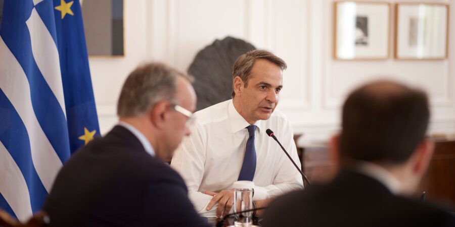 Οι αποζημιώσεις και οι έκτακτες ενισχύσεις που θα καταβληθούν στους παραγωγούς του πρωτογενούς τομέα, ανέρχονται σε 155 εκατ.