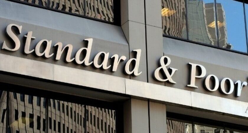 Αναβάθμιση των ελληνικών τραπεζών από την S&P