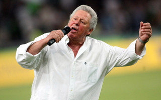 Έφυγε από την ζωή ο τραγουδιστής Γιάννης Βογιατζής