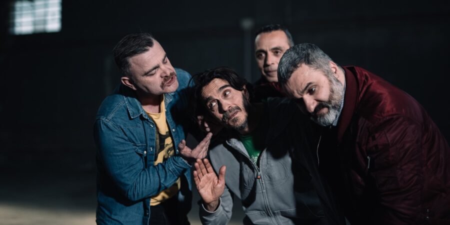 ΤΣΙΟΥ… η παράσταση