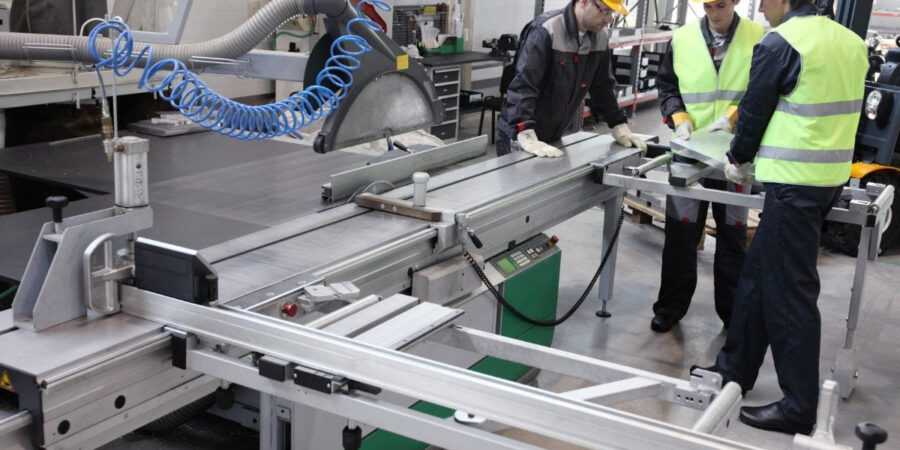 ΙΟΒΕ: Εξασθένιση των προσδοκιών στη βιομηχανία τον Απρίλιο