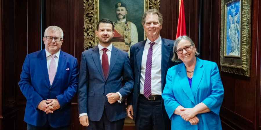 Ν. Παπανδρέου προς τον Πρόεδρο του Μαυροβουνίου Γ. Μιλάτοβιτς: “Οι μεγάλες  μεταρρυθμίσεις είναι εφικτές μόνο όταν υπάρχουν ευρείες πολιτικές συναινέσεις”