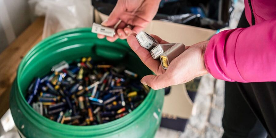 Βιώσιμες, ανθεκτικές και πιο αποδοτικές μπαταριές στην ΕΕ