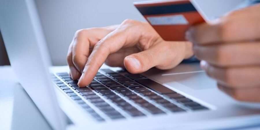 Οι ψηφιακές συναλλαγές μπήκαν για τα καλά στη ζωή των Ελλήνων