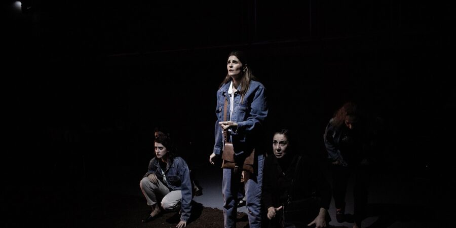 ΜΑΓΔΑΛΕΝΑ ΖΗΡΑ: Οι γυναίκες επιστρέφουν