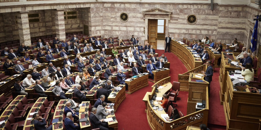 Μητσοτάκης: Οι αυξήσεις προσφέρουν σε κάθε δημόσιο υπάλληλο έναν επιπλέον μισθό τον χρόνο