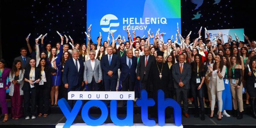 Το πρόγραμμα “Proud of Youth” της HELLENiQ ENERGY επιβραβεύει και φέτος τους αριστούχους αποφοίτους Λυκείων όμορων Δήμων