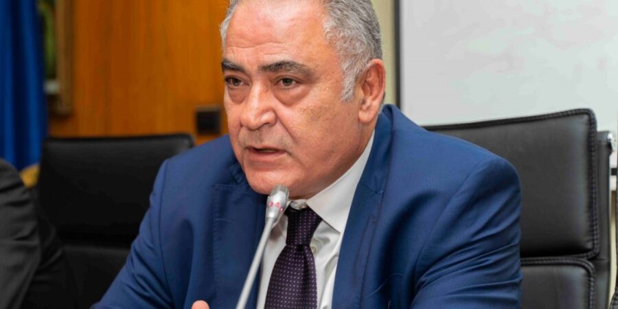 Γιάννης Χατζηθεοδοσίου Πρόεδρος Ε.Ε.Α. – Επίτιμος Διδάκτωρ ΠΑ.ΠΕΙ. «Τα Επιμελητήρια οφείλουν να σταθούν δίπλα στις πυρόπληκτες επιχειρήσεις»