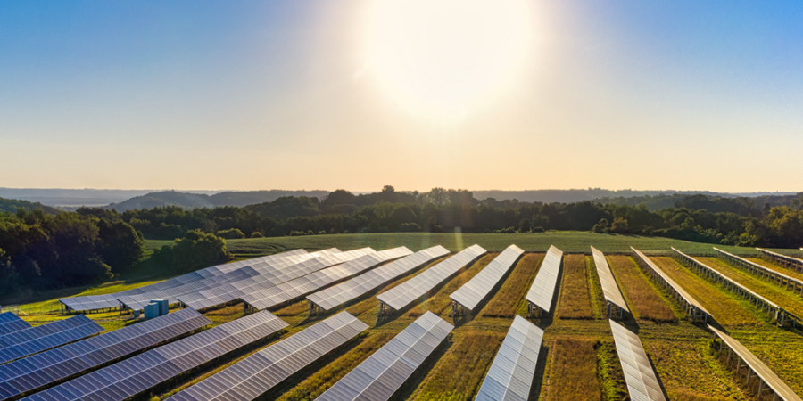 Ηλιακή ενέργεια για διάσωση καθώς το ενεργειακό σύστημα της Ευρώπης αντιμετωπίζει την ακραία ζέστη