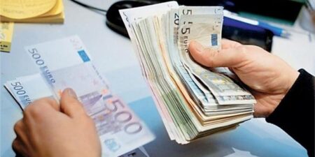 ΤτΕ: Χαμηλότερα οι καταθέσεις τον Ιούλιο