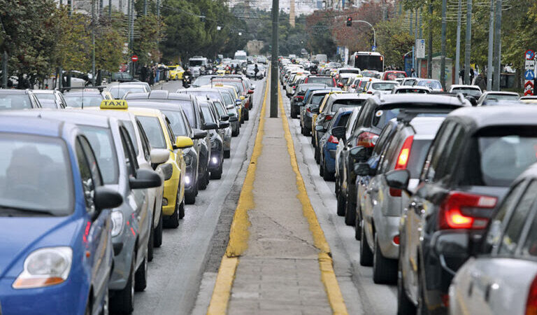 ΕΛΣΤΑΤ: Αυξημένες οι πωλήσεις αυτοκινήτων το β΄ 3μηνο 2023