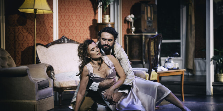 «Φιλουμένα Μαρτουράνο»