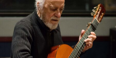 Ενθύμιον Νότη Μαυρουδή