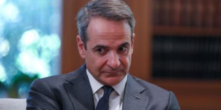 Μητσοτάκης: «Νιώθω αποτροπιασμό και φρίκη για το αδιανόητο τέλος που βρήκε ένας συνάνθρωπός μας, στο λιμάνι του Πειραιά»