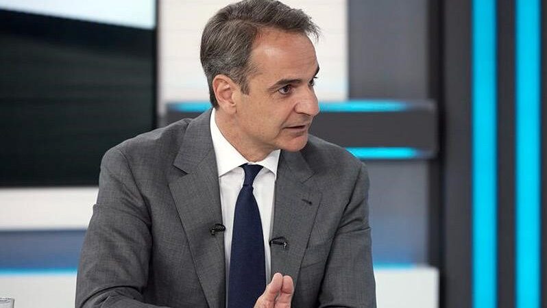 Μητσοτάκης: Οι προμηθευτές θα προχωρήσουν σε μειώσεις στις τιμές στο ράφι για τουλάχιστον 5% και για κατ’ ελάχιστον 6 μήνες