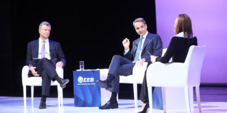Κυρ. Μητσοτάκης: Ανάπτυξη ποιοτική, ανθεκτική, πράσινη και βιώσιμη με σύγκλιση των μισθών με την Ευρώπη