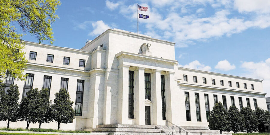Πριν από την απόφαση της Fed, όλα τα βλέμματα θα είναι στραμμένα σήμερα στη μεγάλη ανακοίνωση για το χρέος του Δημοσίου