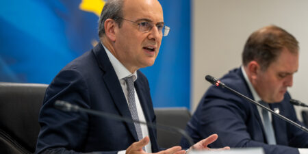 Μια μεταρρύθμιση για την αντιμετώπιση της φοροδιαφυγής