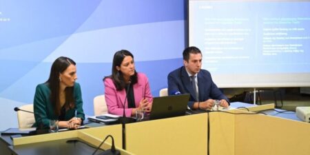 Δημόσιο: Πώς θα επιλέγονται οι διοικήσεις – Τεστ δεξιοτήτων, μπόνους και αξιολόγηση για 600 πρόσωπα