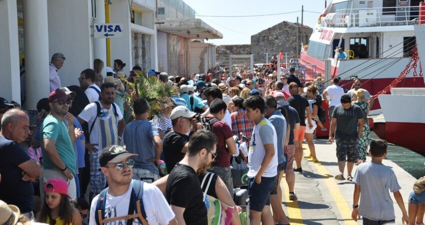 Βίζα «εξπρές» σε Τούρκους πολίτες για 10 νησιά του Αιγαίου