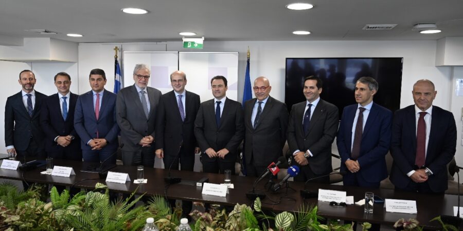 Υπεγράφη η σύμβαση με Grimaldi για το 67% του λιμένα Ηρακλείου