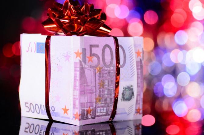 Καταβολή δώρου Χριστουγέννων μετά από παρέμβαση της Επιθεώρησης Εργασίας