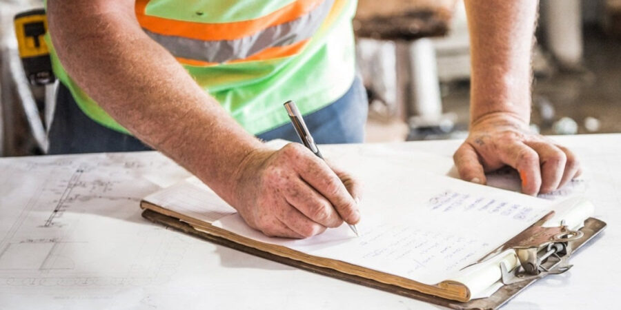 Επιθεώρηση Εργασίας: Ιστορικό υψηλό με 73.579 ελέγχους και 44,5 εκατ. ευρώ πρόστιμα το 2023