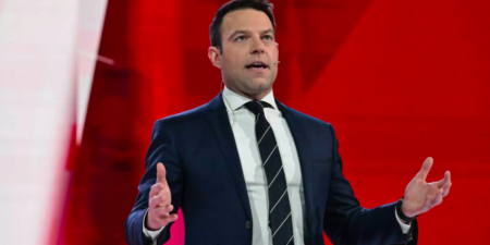 Κασσελάκης: «Βρείτε μου αντίπαλο και πάμε!»