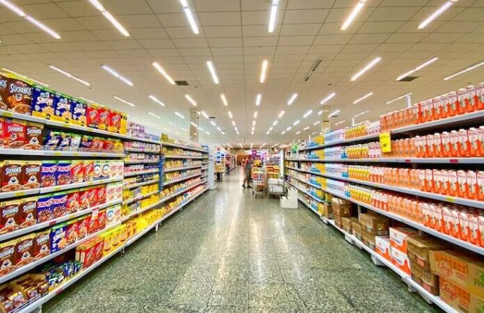 Επεκτείνεται και διευρύνεται η λίστα προϊόντων που υπόκεινται σε έλεγχο για ανατιμήσεις