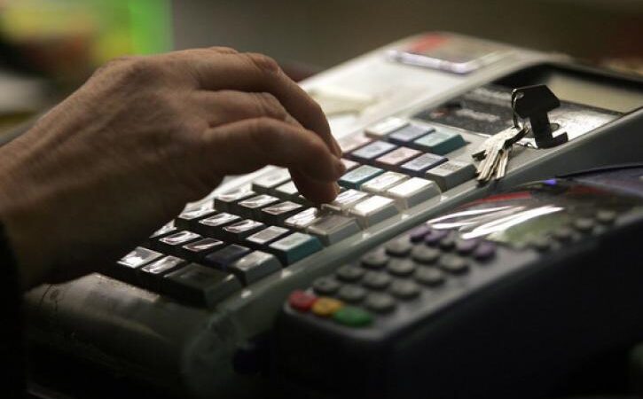 Παράταση 1+1 μήνα στην ολοκλήρωση της διασύνδεσης POS-ταμειακών μηχανών