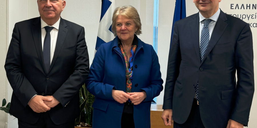 Συνάντηση Χατζηδάκη και Παπαθανάση με την Ευρωπαία Επίτροπο για τη Συνοχή και τις Μεταρρυθμίσεις, Elisa Ferreira