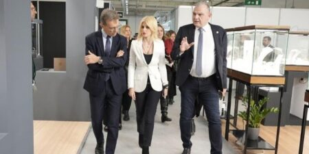 Η Υφυπουργός Τουρισμού Έλενα Ράπτη εγκαινίασε τη Διεθνή Έκθεση Athens International Jewellery Show