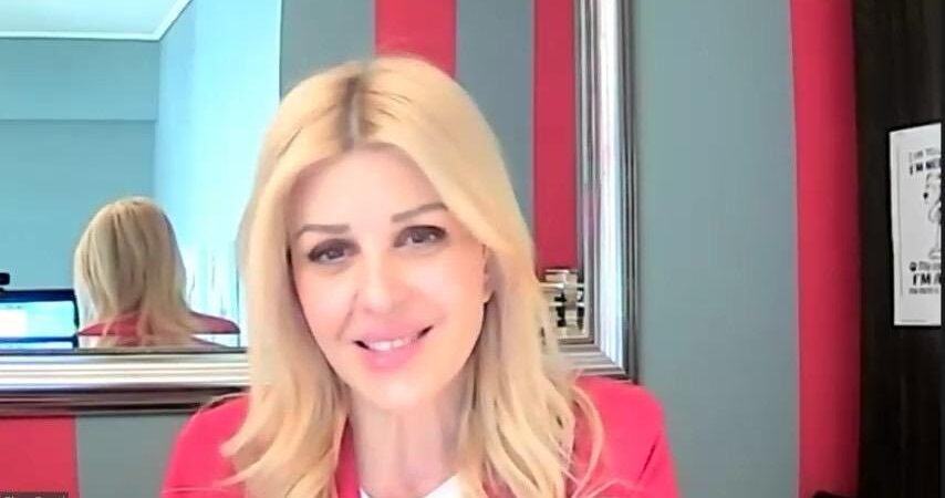 Η Υφυπουργός Τουρισμού Έλενα Ράπτη στην «Ημέρα Καριέρας»  που διοργάνωσε το ΙΕΚ Τουρισμού Μακεδονίας