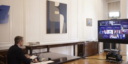 Παρέμβαση Κ. Μητσοτάκη στην 3η Σύνοδο για τη Δημοκρατία στη Νότια Κορέα: «Οι άμαχοι πολίτες πρέπει να προστατεύονται παντού στον κόσμο»