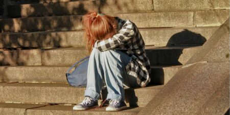 Σε λειτουργία το 10201 – Η 24ωρη τηλεφωνική γραμμή για την προστασία των ανηλίκων