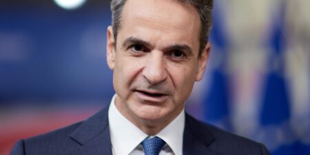Ψηφιακό σχολείο και πρόγραμμα πρόληψης του καρκίνου στην ανασκόπηση του Πρωθυπουργού