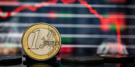Πτώση ευρώ και ομολόγων μετά τις ευρωεκλογές