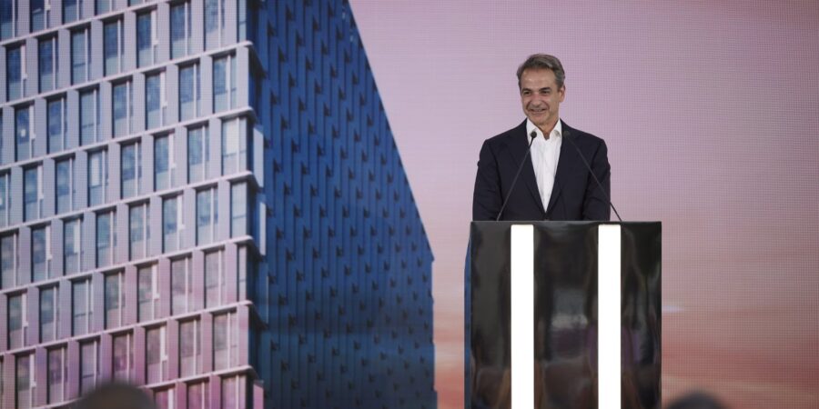 Μητσοτάκης στα εγκαίνια του Πύργου Πειραιά: Συμβολίζει μια χώρα που προχωρά με αυτοπεποίθηση στο μέλλον