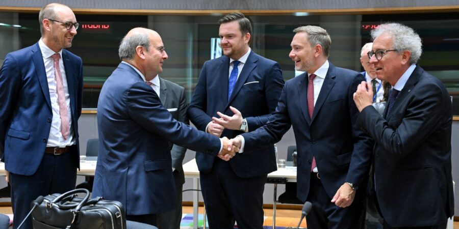 ECOFIN: Η Ελλάδα φτάνει στο 50% της απορρόφησης από το Ταμείο Ανάκαμψης