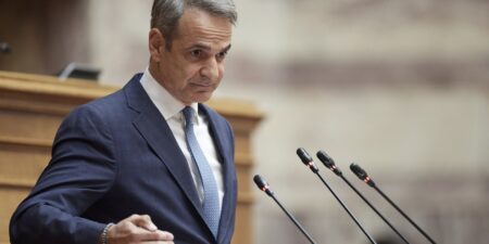 Κ. Μητσοτάκης: Τα 50 χρόνια από την επιστροφή της Δημοκρατίας να γίνουν αφετηρία για καλύτερη δημόσια ζωή στη χώρα
