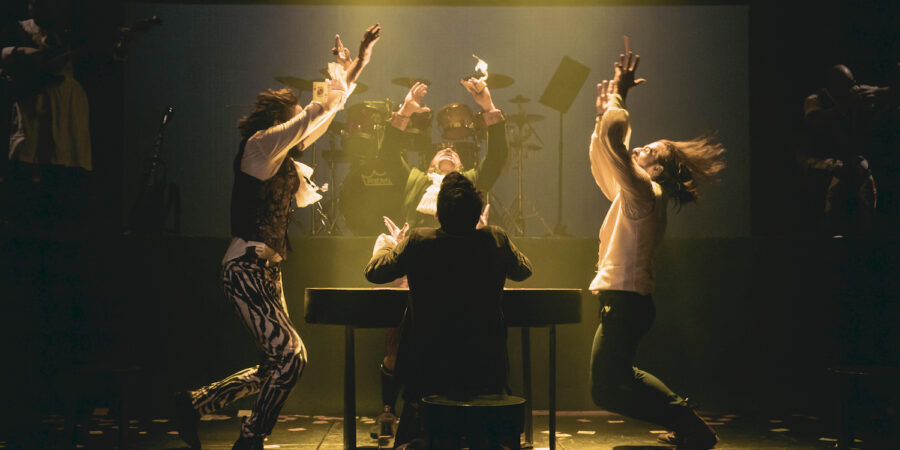 Ο Ι  Π Α Ι Χ Τ Ε Σ